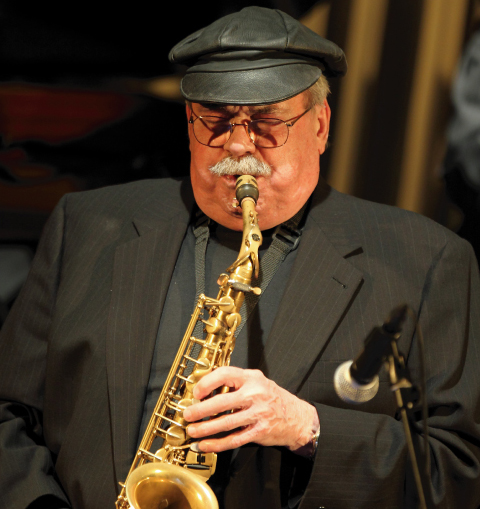 tBEEbY - PHIL WOODS