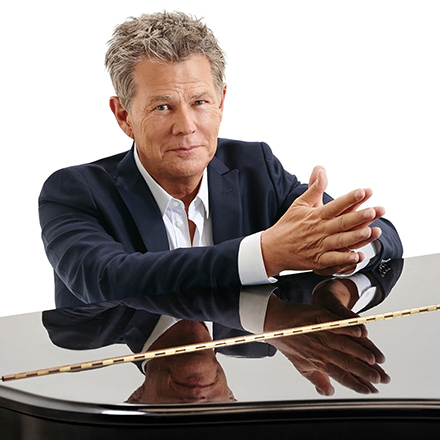Blue Note Tokyo 30th Anniversary presents  AN INTIMATE EVENING with  DAVID FOSTER