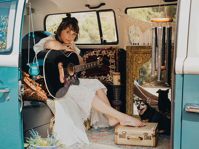 JAM vol.243】VERONICA SWIFT | News & Features | BLUE NOTE TOKYO