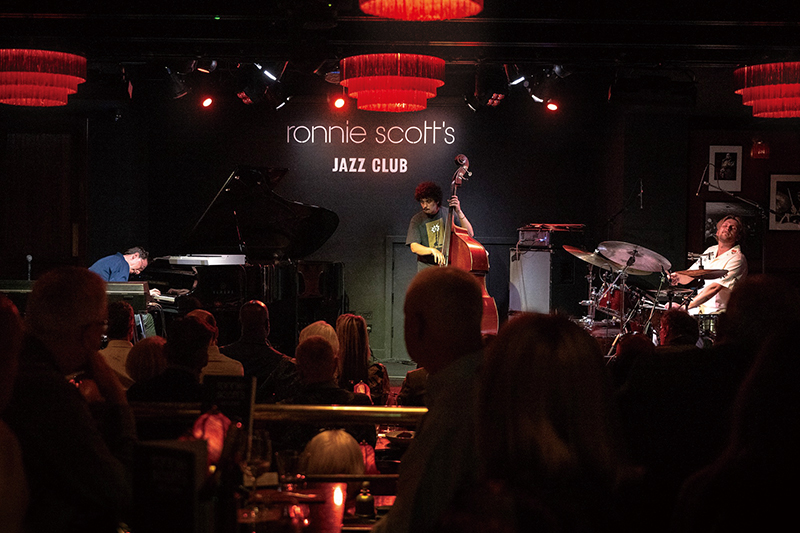 BillLaurenceTrio-20260905_image001.jpg