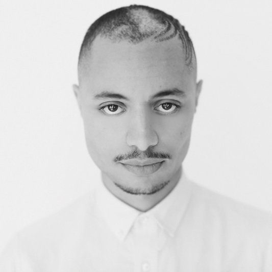 JOSÉ JAMES